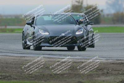 media/Dec-13-2025-OnGrid (Sat) [[98be3c0626]]/Group 2 Yellow/Sunset S4/